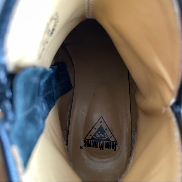 Fluevog Unity Penney ankle boot with buttons - Burgundy Rub Off size 5.5 - Picture 8 of 11